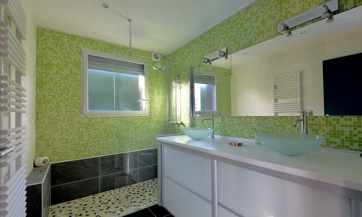 2772SB-18042025-100137-16
