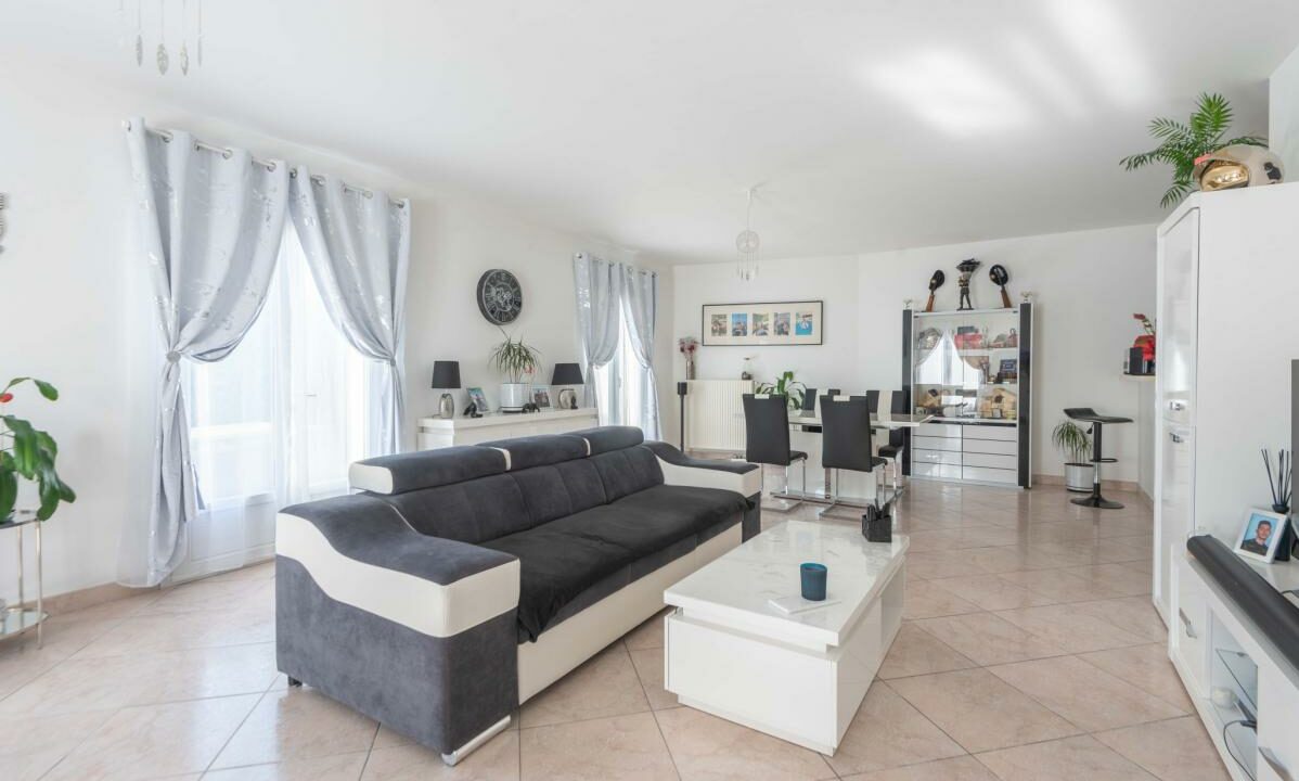 2962-27112025-234642-3