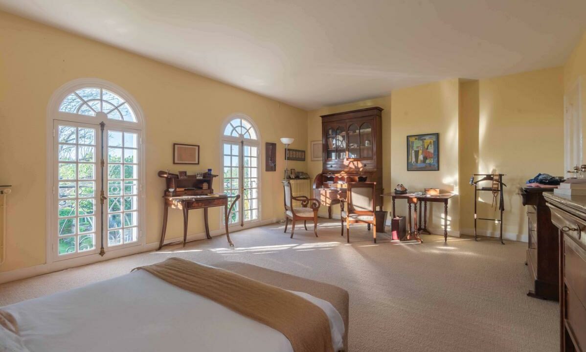 2963-27112025-234642-15