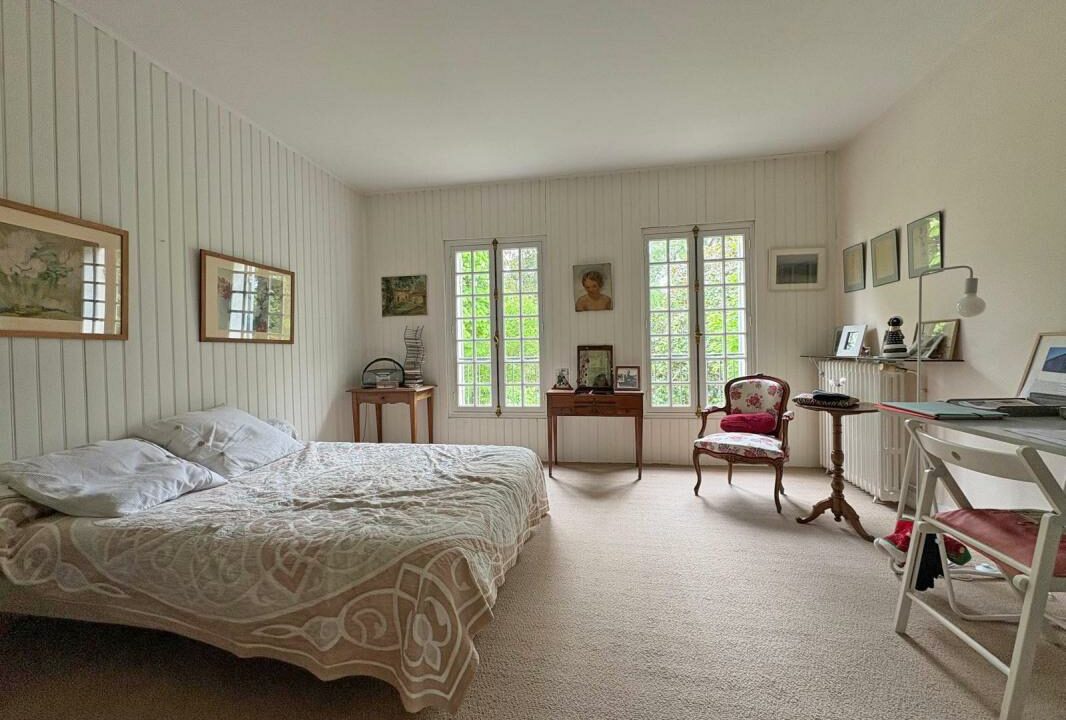 2963-27112025-234642-17