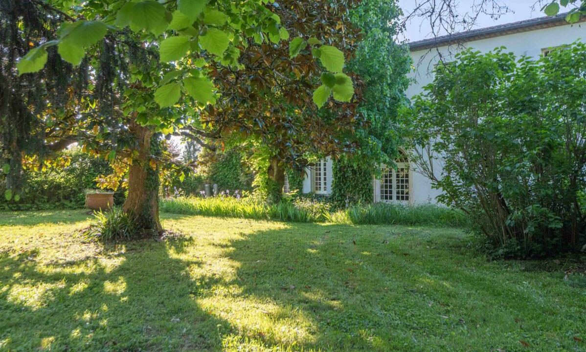 2963-27112025-234642-3