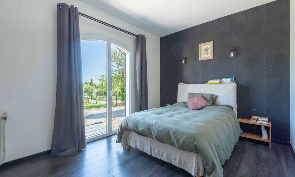 2968-27112025-234643-8