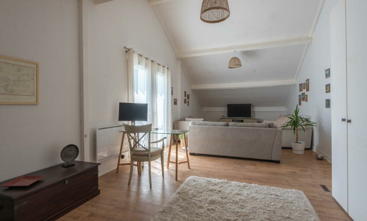 2973SB-27112025-234644-15