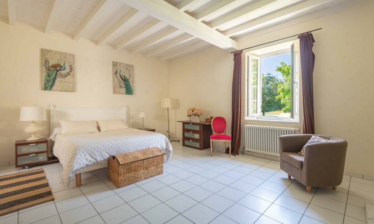 2976-27112025-234643-11