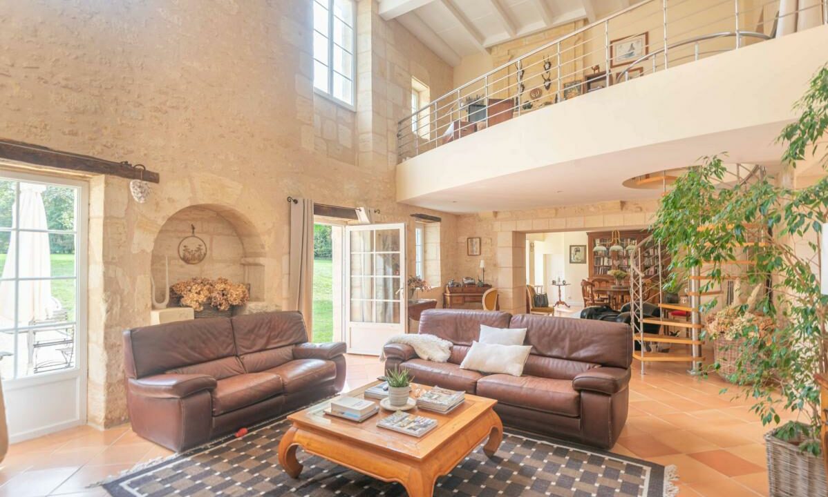 2976-27112025-234643-3