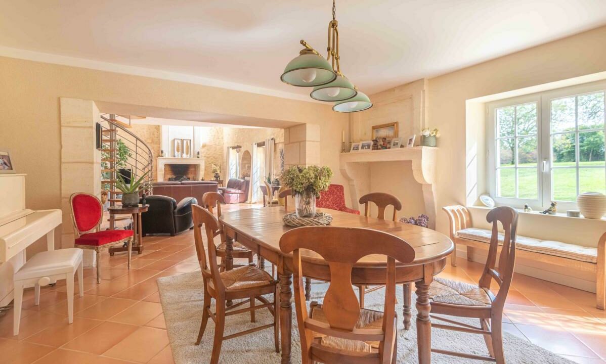 2976-27112025-234643-4