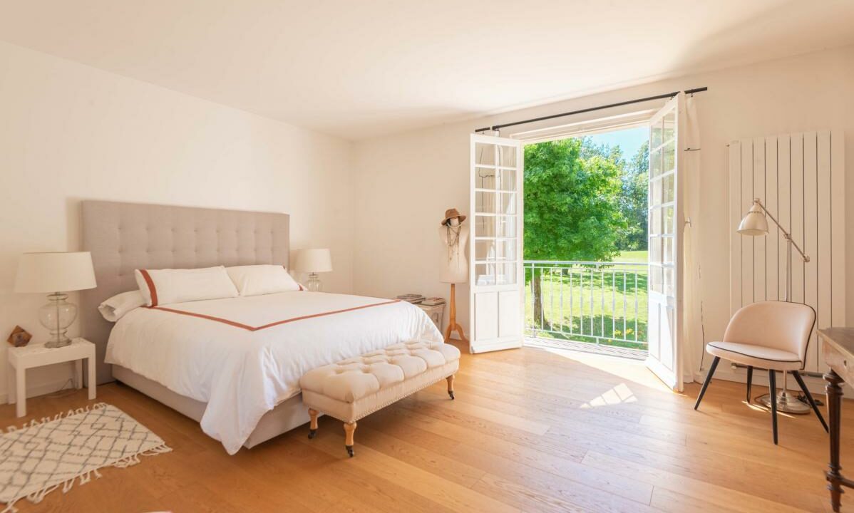 2976-27112025-234643-8