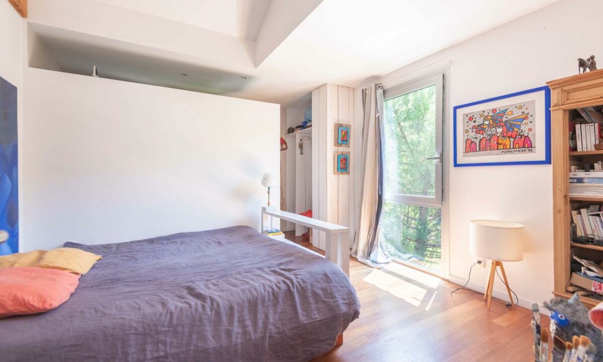 2987-27112025-234645-4