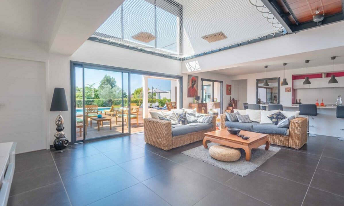 2994-27112025-234646-1