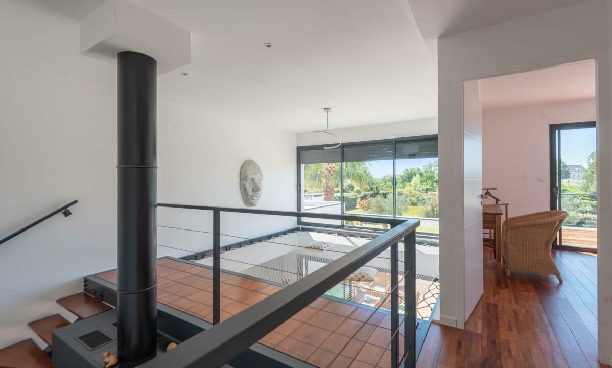 2994-27112025-234646-12