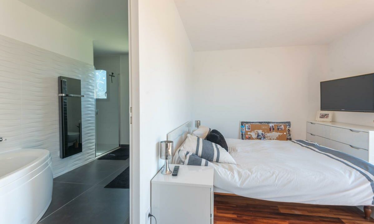 2994-27112025-234646-16