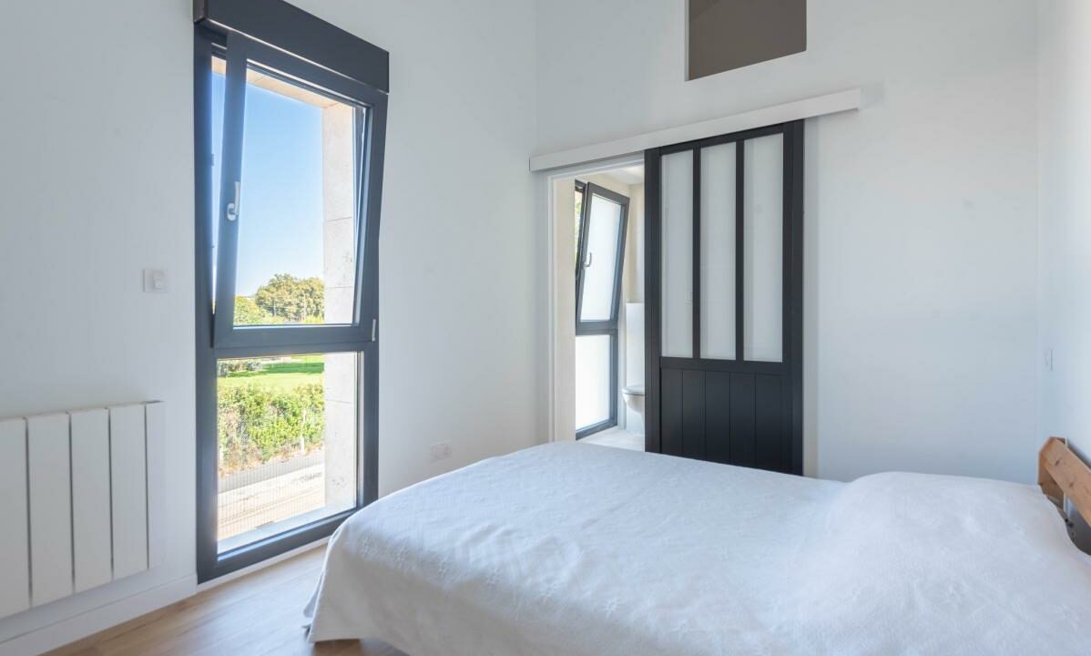 2929-11122025-231144-4