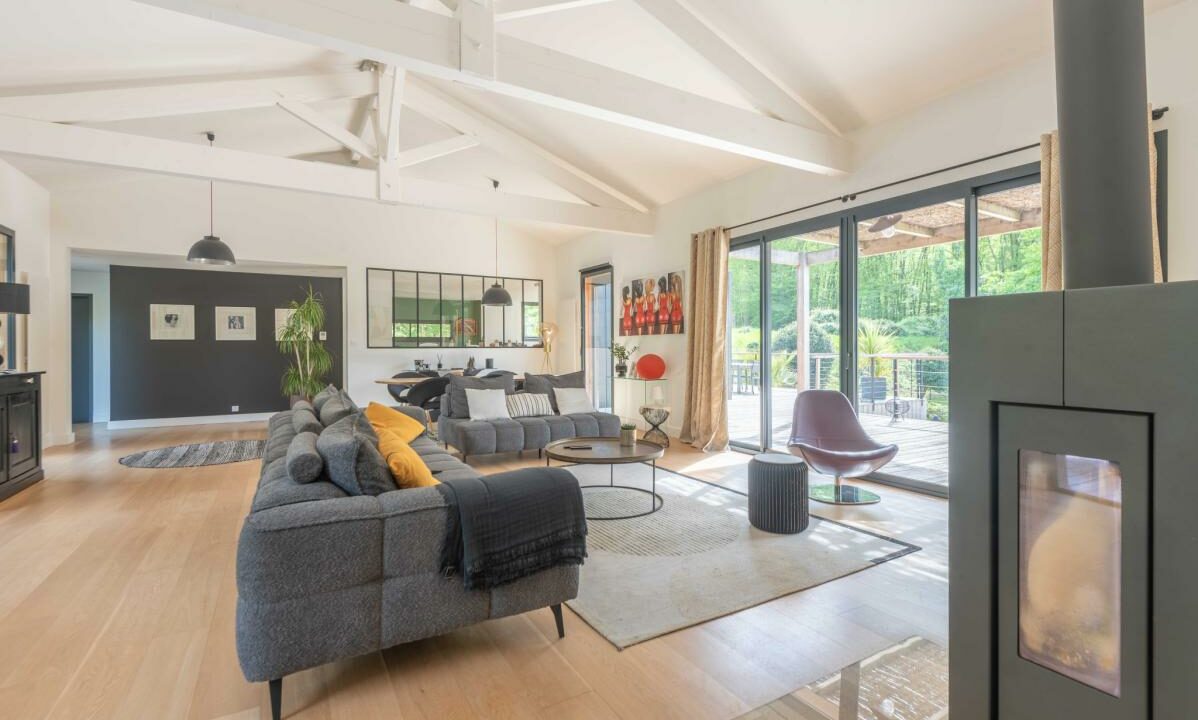 2993-03122025-195229-3