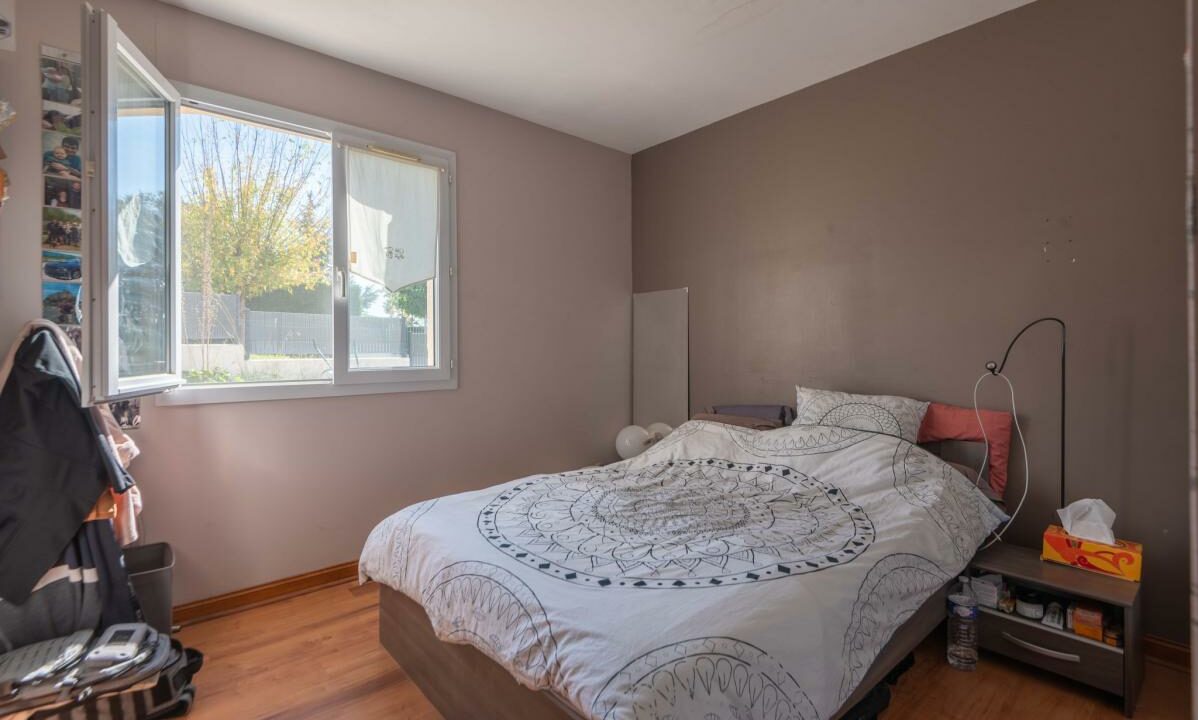 3012-02122025-183752-10