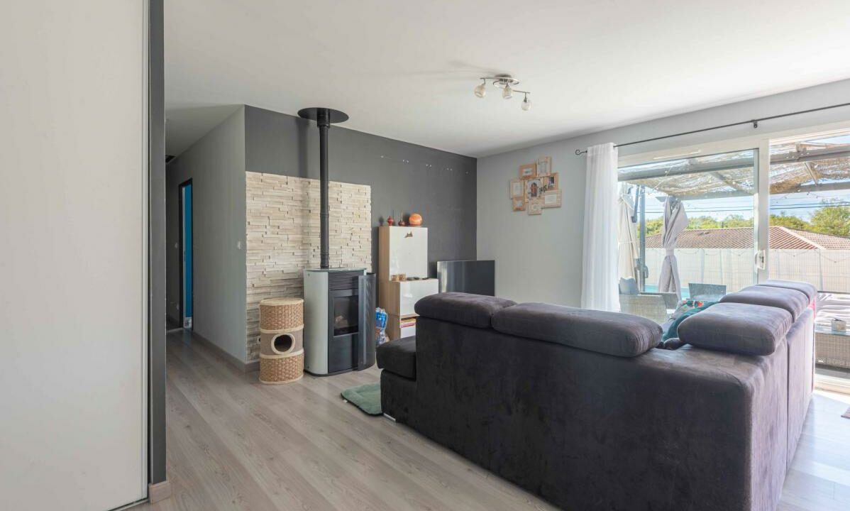 3013-04122025-172732-4