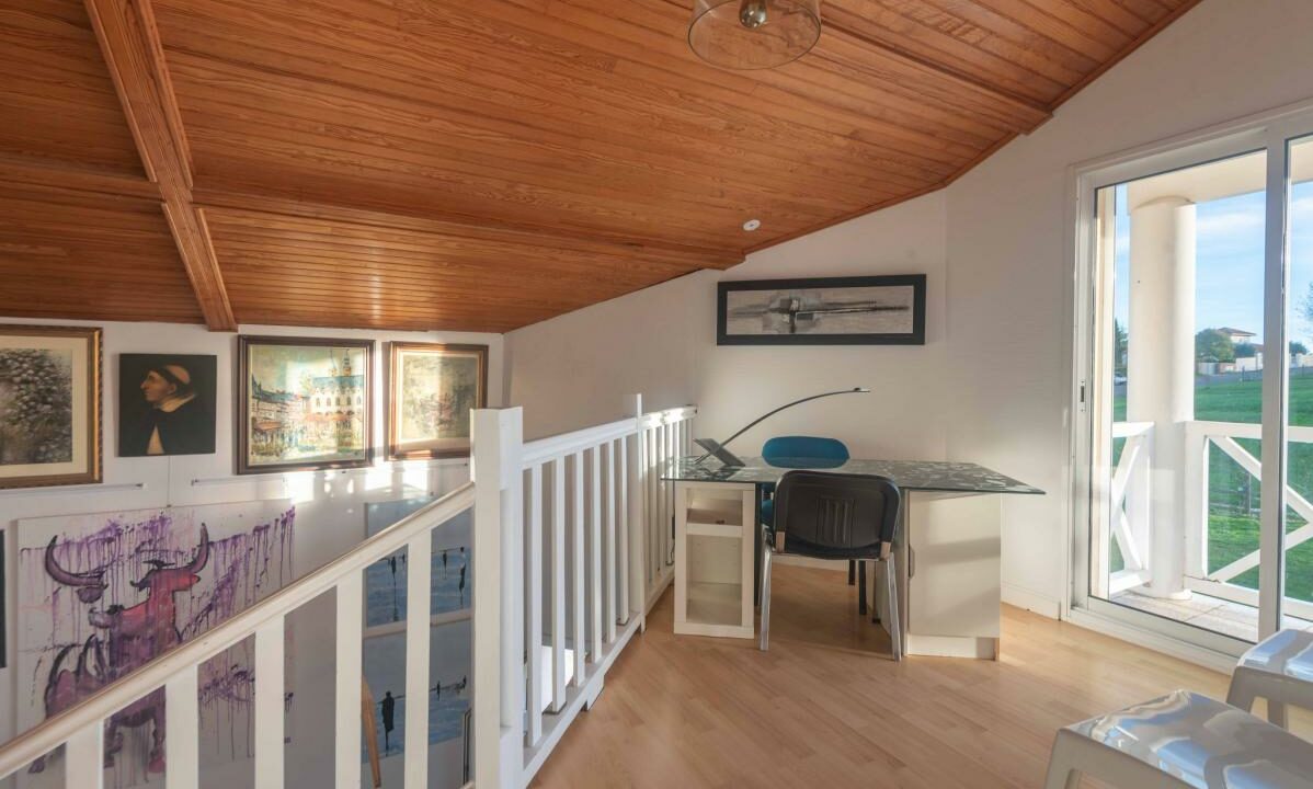 3022-02122025-183753-10