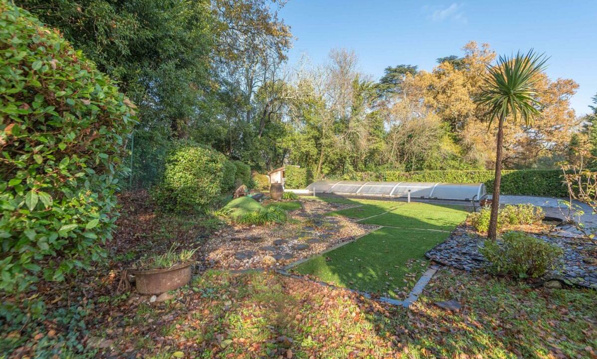 3024-11122025-231203-14