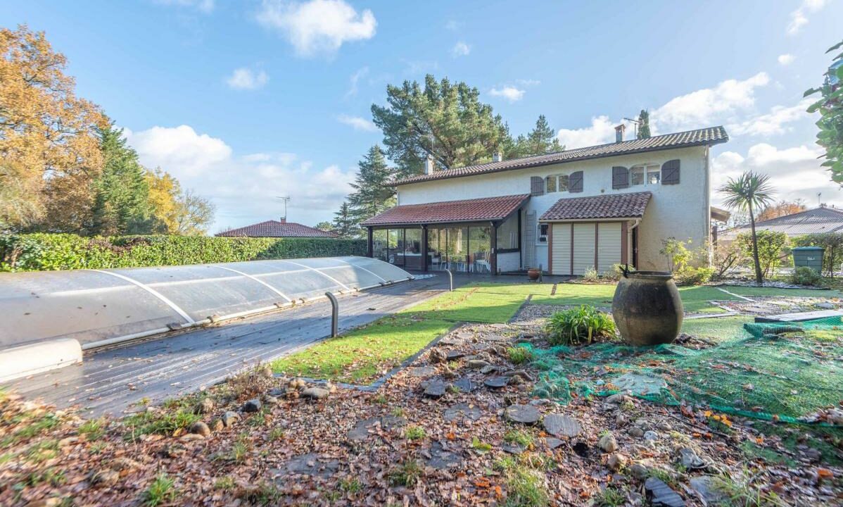 3024-11122025-231203-15