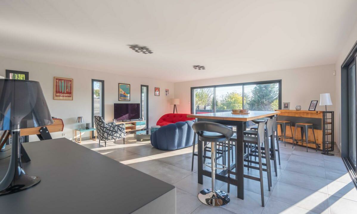 3028-26032026-212245-3