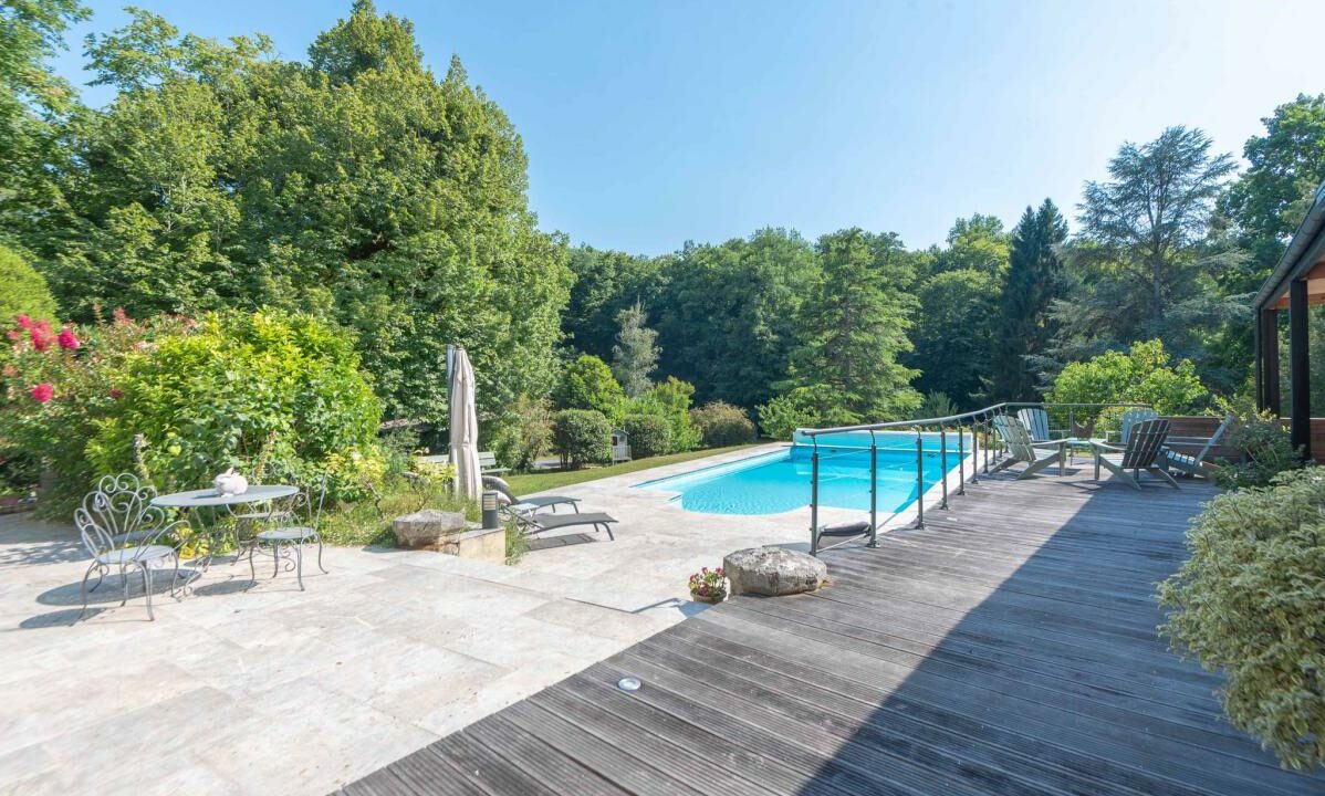 2821SB-09042026-100055-2