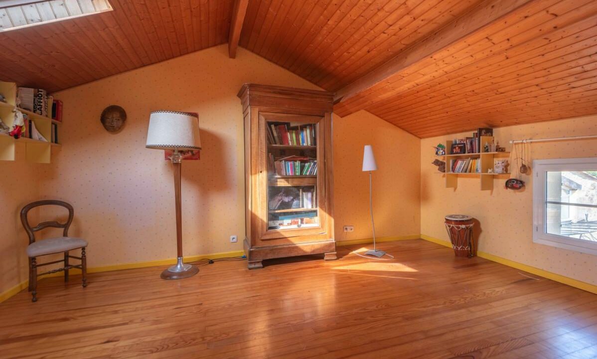 3044-22042026-190104-18