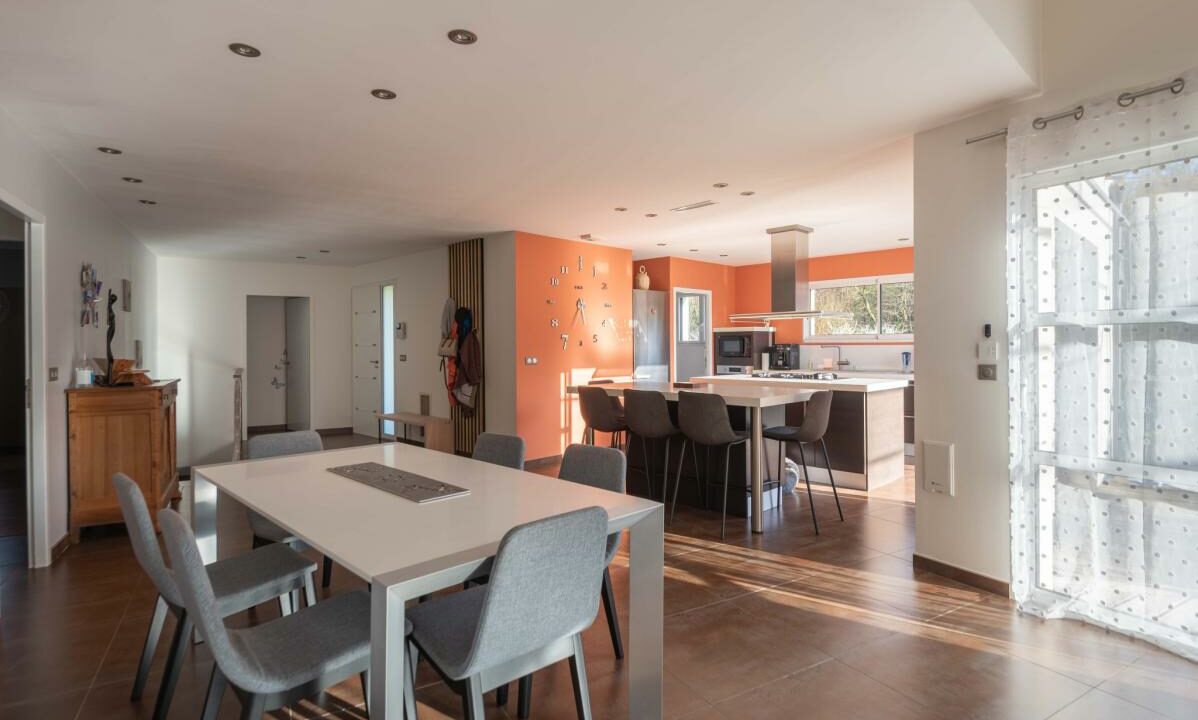 3047-12042026-095609-11