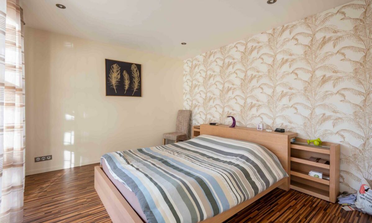 3047-12042026-095609-17