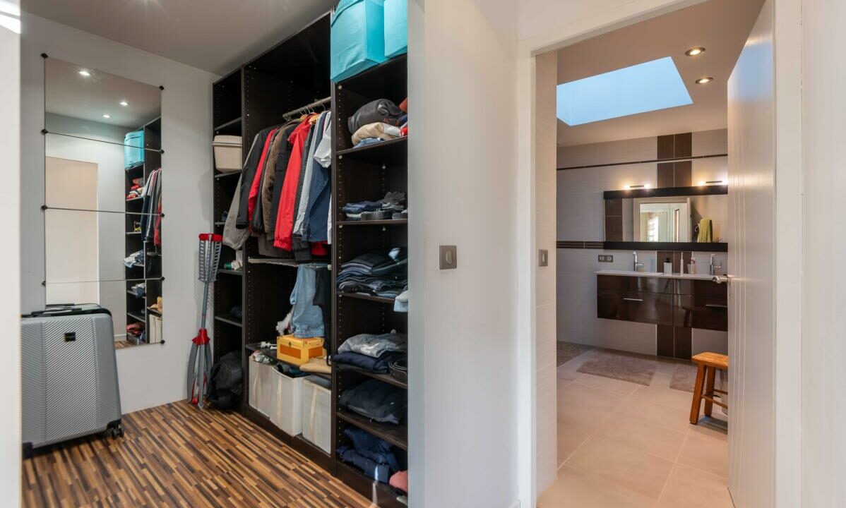 3047-12042026-095609-18