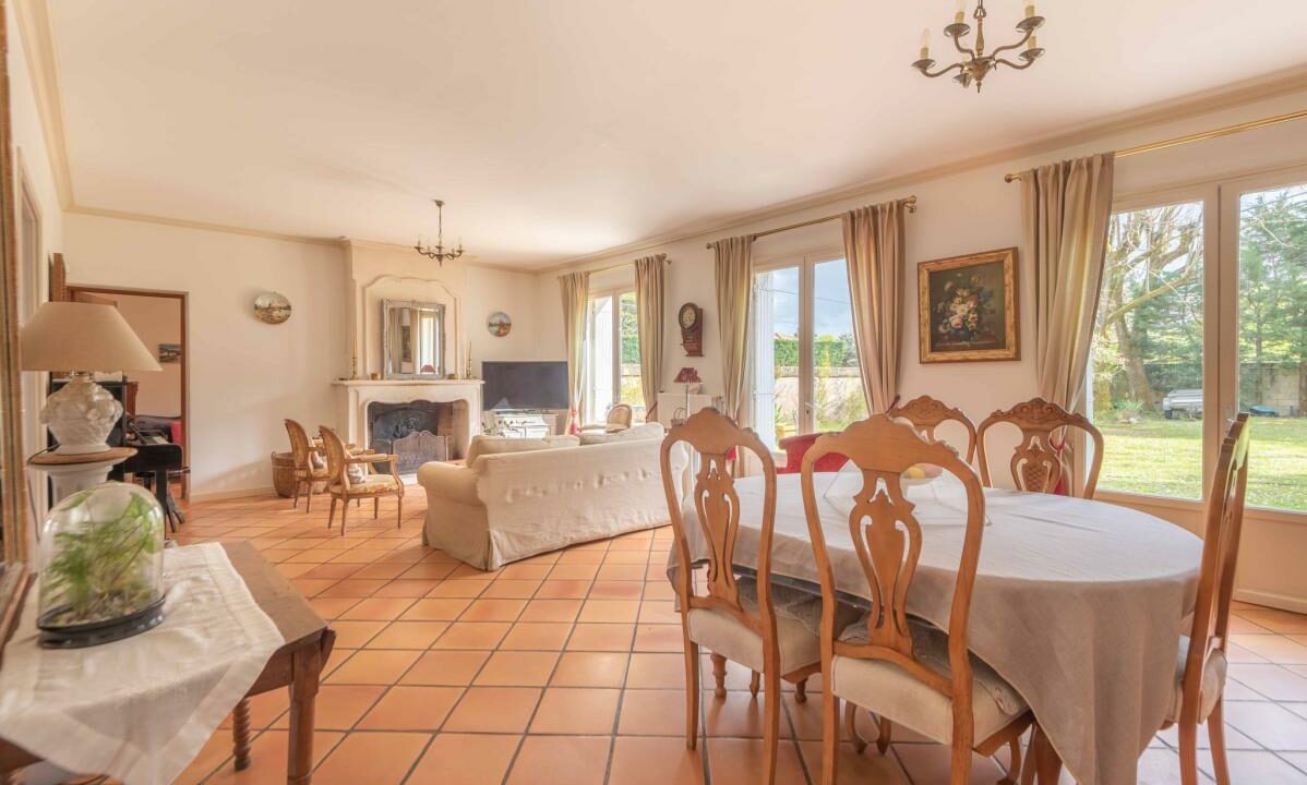 3048-07042026-203643-8