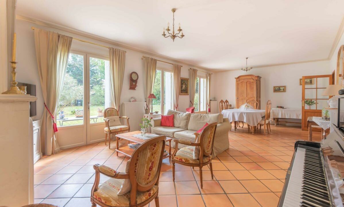 3048-07042026-203643-9