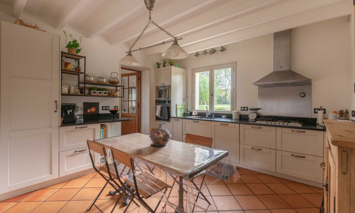 3048-10042026-125431-10